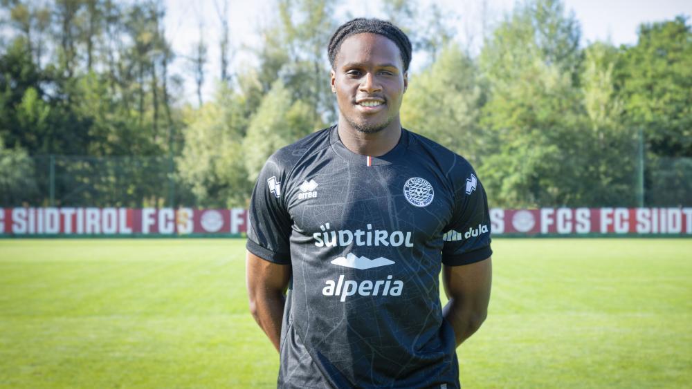 Stürmer Alvin Okoro hat bereits im FCS Center in Rungg trainiert. © FC Südtirol