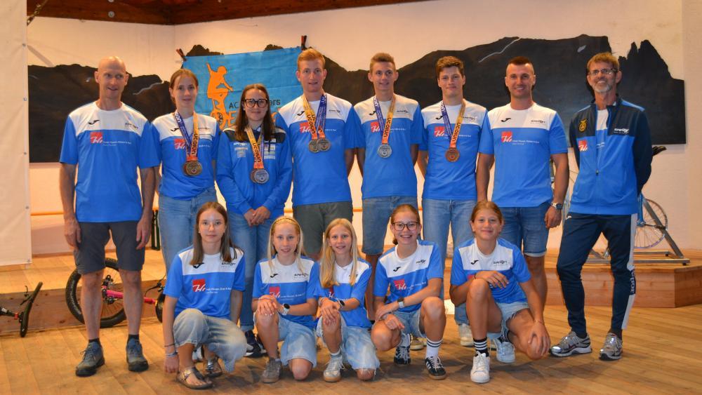 Villanders feiert seine Einrad-Weltmeister.