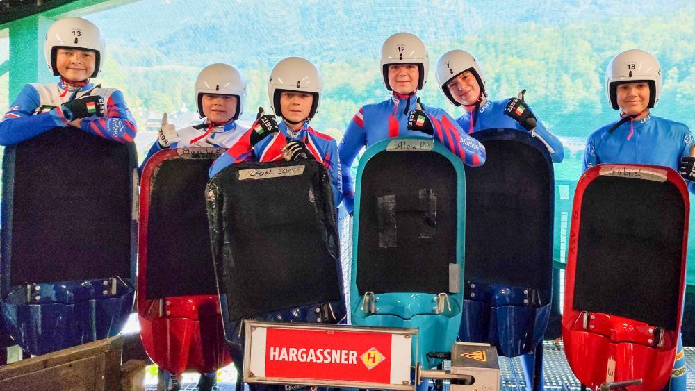 Aaron Stolzlchner, Dannis Maier, Leon Tschaffert, Sophia Oberhauser, Eleonora Petritisch und Gabriel Seehauser. © FISI Südtirol