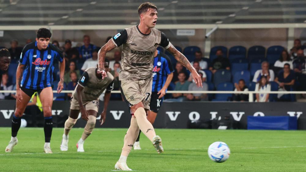 Daniel Maldini jubelt nach seinem Siegtor gegen Atalanta. Kurz darauf baute er einen Unfall. © ANSA / MICHELE MARAVIGLIA