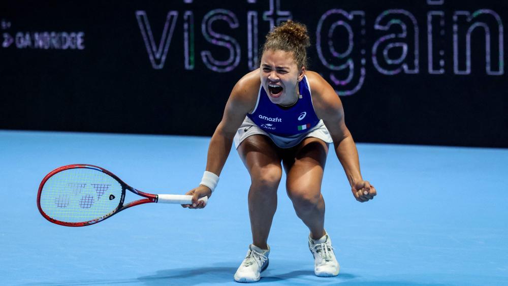 Jasmine Paolini und Italien wollen den Titel verteidigen. © APA/afp / STR