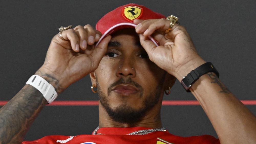 Lewis Hamilton ehrte Michael Schumacher. © ANSA / Daniel Dal Zennaro