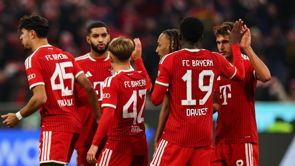 Der FC Bayern ist in die nächste Runde eingezogen. © ANSA / ANNA SZILAGYI