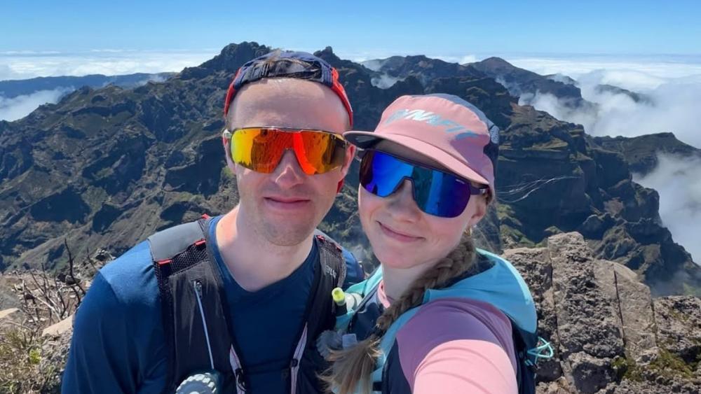 Ein Biathlet hat seine große Liebe geheiratet. © Instagram