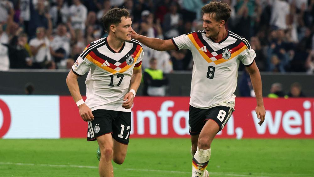 Florian Wirtz (links) und Tom Bischof trafen und überzeugten zugleich. © APA/afp / KARL-JOSEF HILDENBRAND