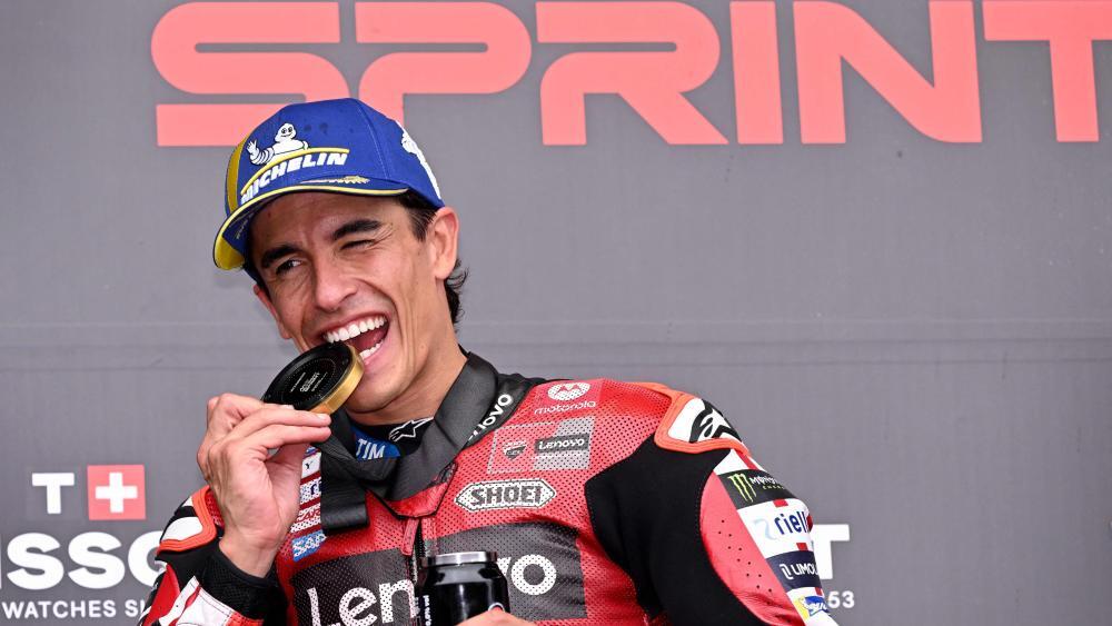 Jorge Martin eroberte die WM-Führung zurück. © APA/afp / WILLIAM WEST