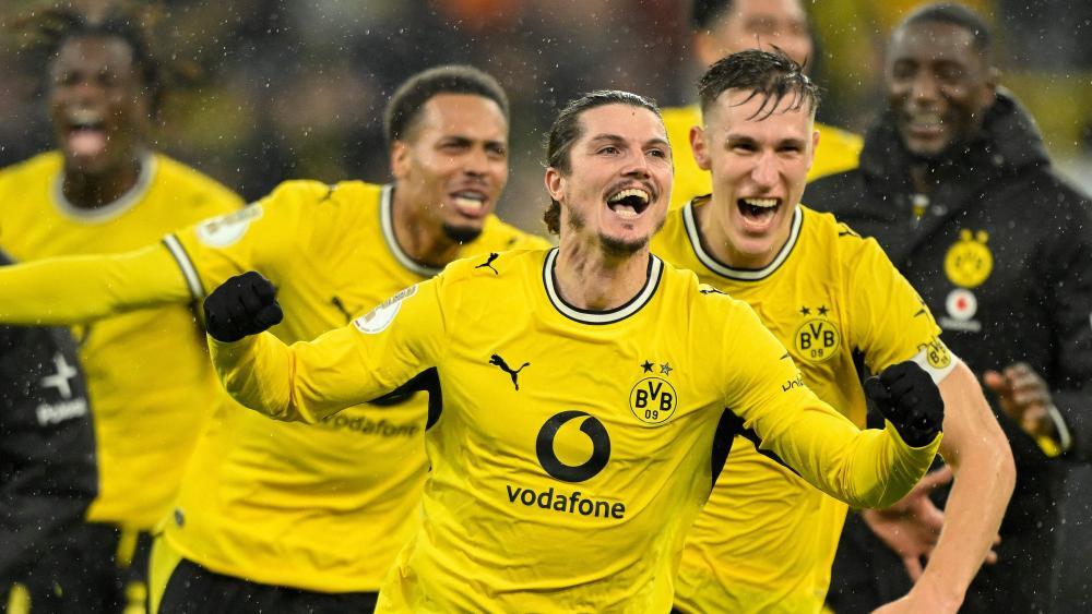 Marcel Sabitzer führte den BVB ganz spät ins Pokal-Achtelfinale. © APA/afp / INA FASSBENDER