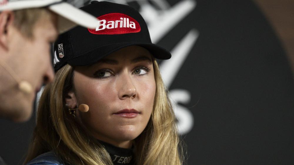Mikaela Shiffrin ist in Sölden der begehrteste Interview-Partner. © ANSA / GIAN EHRENZELLER
