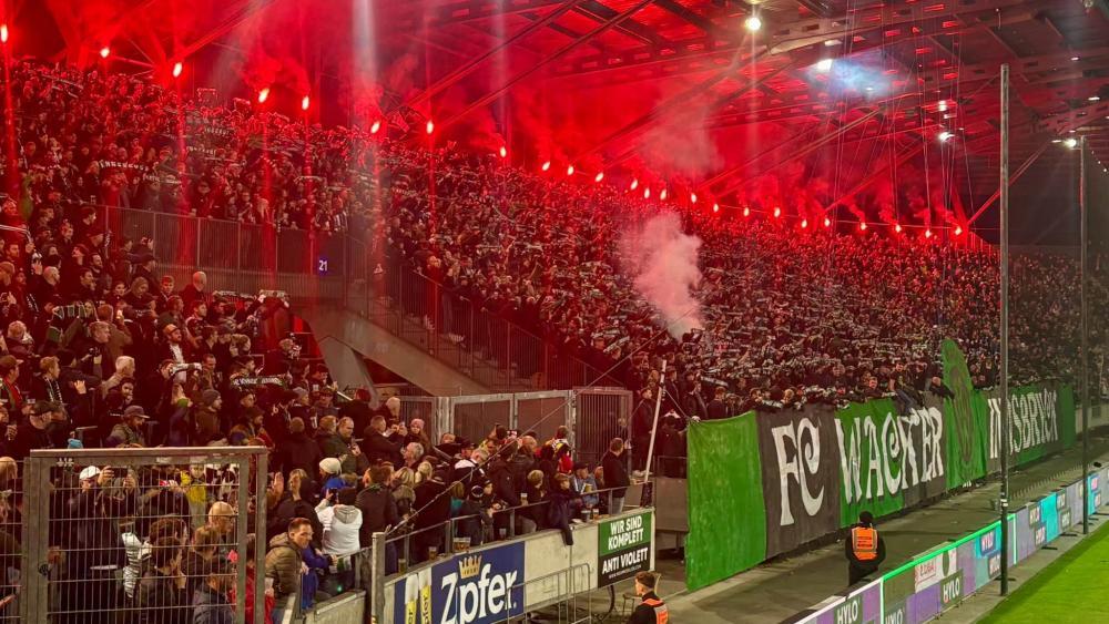 Nach dem Spiel kam es zu Tumulten. © Franz Schradinger / Social Media