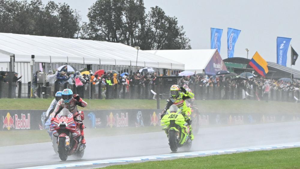 Nach einer Rund hinter dem Safety Car war Schluss. © APA/afp / PAUL CROCK