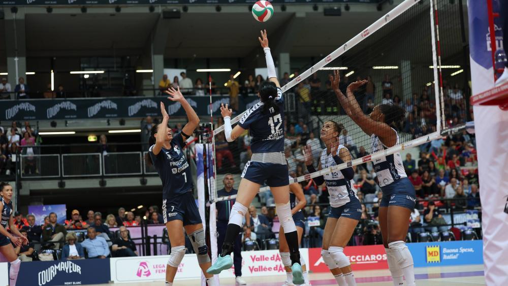 Raphaela Folie (mit der Nummer 7) steht am Sonntag im Einsatz. © RUBIN / FILIPPO RUBIN