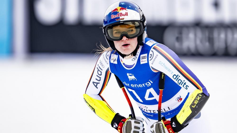 Ski-Star Emma Aicher spricht klare Worte. © ANSA / JEAN-CHRISTOPHE BOTT
