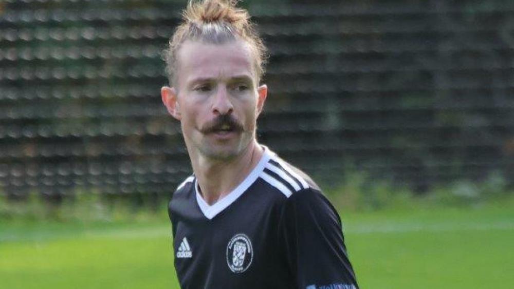 Traf für Klausen Lajen: Kapitän Willi Hvala. © David Laner