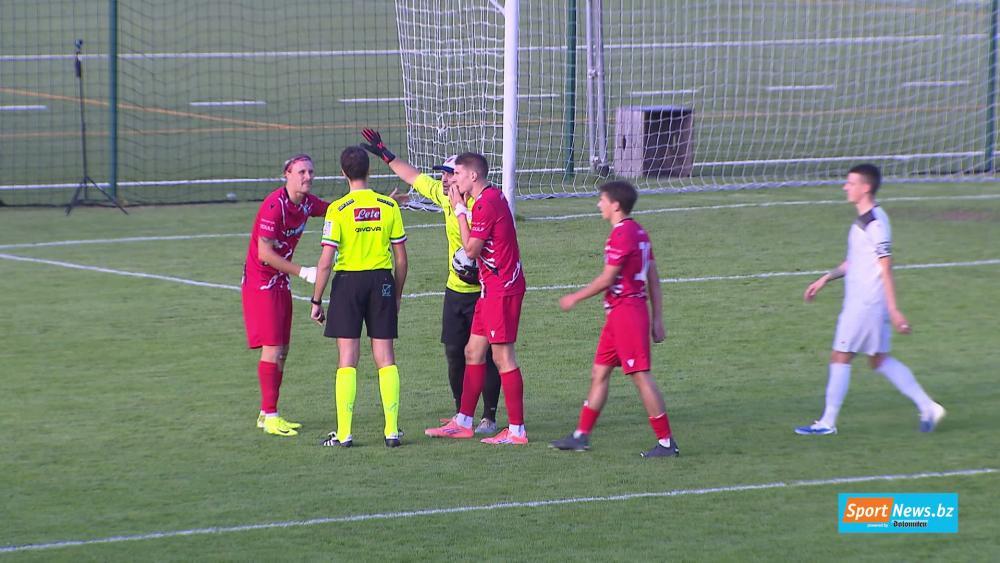 St. Georgen hat am Sonntag das Pusterer Oberliga-Derby gegen Ahrntal mit 1:0 für sich entschieden. Bei der Entstehung des entscheidenden Tores soll aber die Hand im Spiel gewesen sein. Ansonsten haben wir noch die Auswärtssiege von Brixen gegen Natz (2:1) bzw. Gargazon gegen Olimpia Meran (3:2) im Video. © stol