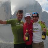 Helmut Schiessl, Jonathan Wyatt und Roland Clara vor den Drei Zinnen