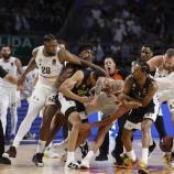 Beim Euroleague-Spiel zwischen Real Madrid und Partizan Belgrad kam es zu einer Massenschlägerei. © ANSA / Juan Carlos Hidalgo