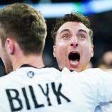 Österreichs Handballer konnten ihr Glück kaum fassen. © APA / EVA MANHART