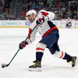 Alex Ovechkin zieht ab... und meist landet der Puck im Netz. © APA / STEPH CHAMBERS