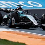 George Russell war am Freitag der schnellste Pilot. © APA/afp / SIMON WOHLFAHRT