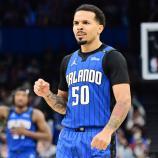 Cole Anthony  versentkte den entscheidenden Ball. © APA / JULIO AGUILAR