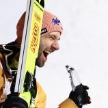 Der deutsche Skispringer Pius Paschke eilt von Sieg zu Sieg. © ANSA / Anna Szilagyi