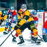 Matthias Mantinger entführte mit den Wölfen drei Punkte aus Innsbruck. © Georgios Papaconstantis