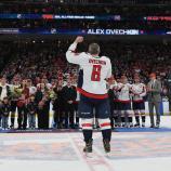 Alex Ovechkin was celebrated on the Islanders' ice for nearly half an hour. © APA / BRUCE BENNETT