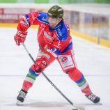 Hannes Kasslatter trägt weiter das rot-blaue Trikot. © Matthäus Kostner