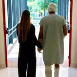 Lucio (rechts) im Krankenhaus.