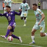 Simon Straudi ist mit der Austria Klagenfurt abgestiegen. © APA / GERT EGGENBERGER