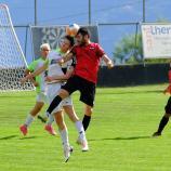 Tirol (in white) remains in the 1st Amateur League, Haslach (in red) does not. © Markus Dorn