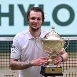 Alexander Bublik hat ATP-Turnier in Halle gewonnen. © APA/afp / CARMEN JASPERSEN