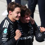 George Russell and prodigy Kimi Antonelli celebrated together. © APA / CLIVE ROSE