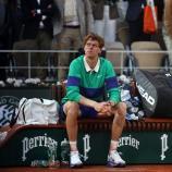 Jannik Sinners Emotionen unmittelbar nach der Finalniederlage. © APA/afp / THIBAUD MORITZ