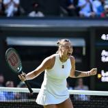 Aryna Sabalenka steht im Halbfinale. © APA/afp / KIRILL KUDRYAVTSEV