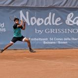 Daniel Lechner (TC Rungg) bei seiner Erstrundenpartie .