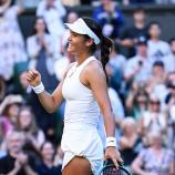 Emma Raducanu brilliert vor der heimischen Menge. © APA/afp / KIRILL KUDRYAVTSEV