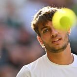 Flavio Cobolli a dû s'avouer vaincu face à Novak Djokovic après une rude bataille. © APA/afp / GLYN KIRK