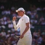 Jannik Sinner a impitoyablement surpassé le joueur le plus titré de tous les temps. © APA/afp / HENRY NICHOLLS