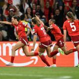 Riola Xhemaili (devant) a mené la Suisse en quarts de finale. © APA/afp / FABRICE COFFRINI