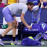 Daniil Medvedev rastete beim US-Open-Auftakt wieder einmal aus. © APA / ELSA