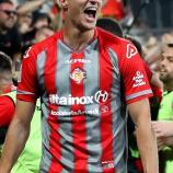 Manuel De Luca spielt mit Cremonese in der Serie A.