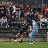 Wirbelwind im Angriff: Stefan Frötscher (links) will mit Tramin auch heuer eine gewichtige Rolle spielen. © Thomas Debelyak