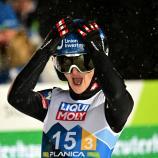 Eva Pinkelnig hat sich wohl schwer verletzt. © AFP / JURE MAKOVEC
