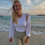 Young skier ended her career with emotional words.