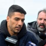 Luis Suarez was taken out of action. © APA/afp / DANTE FERNANDEZ