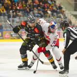 Mikael Frycklund & Co. feierten einen prestigevollen Sieg. © I. Foppa / HC Pustertal