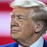 US-Präsident Donald Trump kommt zum US-Open-Finale. © APA/AFP / BRENDAN SMIALOWSKI