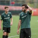 Arnaldo Kaptina (rechts) zählt zu den besten Spielern der hiesigen Oberliga. © Rosario Multari
