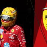 Auf Lewis Hamilton und Ferrari kommen neue Zeiten zu. © ANSA / YVES HERMAN / POOL